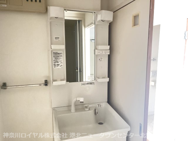 【独立洗面台】