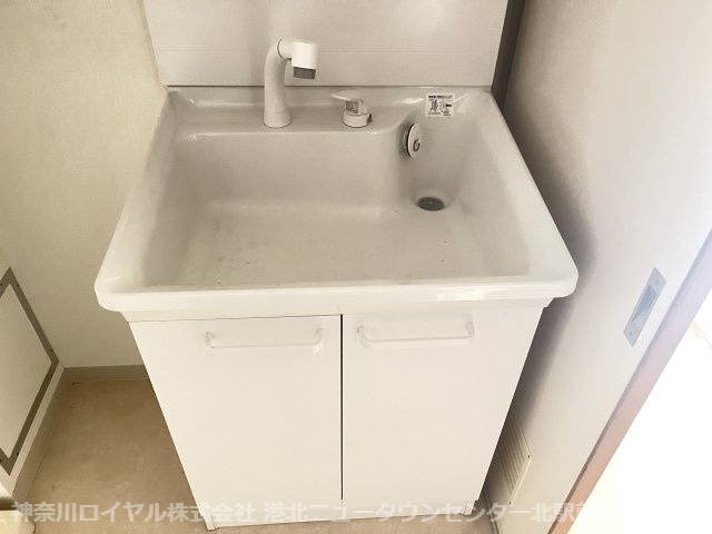 【独立洗面台】