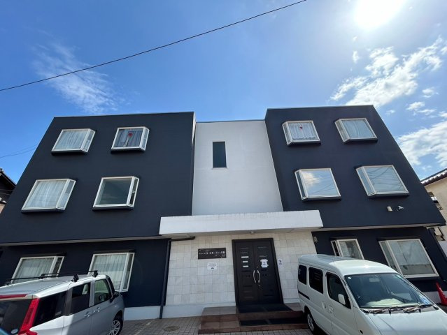 ローズガーデン八街の外観