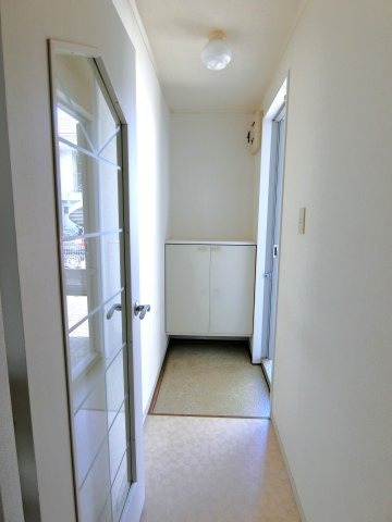 ミヨシコーポ　Ｂ棟の玄関