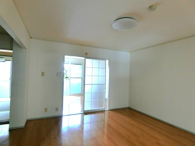 ミヨシコーポ　Ｂ棟の居間・リビング