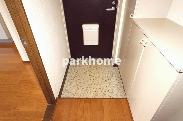 フォレスト蜂の巣Ⅱの玄関|玄関です
※反転の場合がございます。
