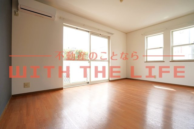 メゾン・ド・クレール【キャッシュバック対象物件】の居間・リビング|使いやすいリビングです