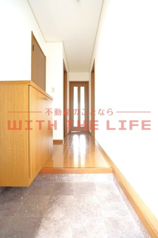 メゾン・ド・クレール【キャッシュバック対象物件】の玄関|シンプルで使いやすい玄関です