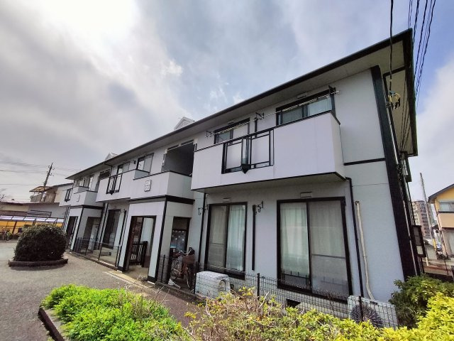 サンビレッジ杉崎の外観
