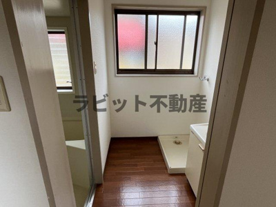 【洗面所】 | メゾン北原 | 広い洗面スペース