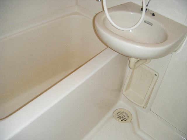 石原マンションの浴室|バス・トイレ別