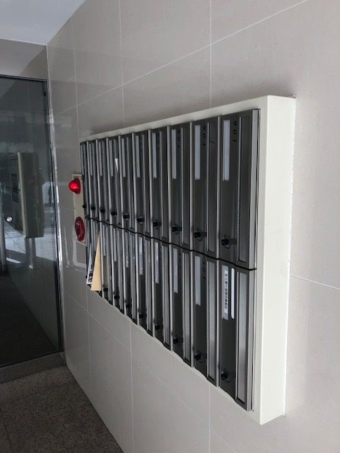 ルミエール西中央のロビー