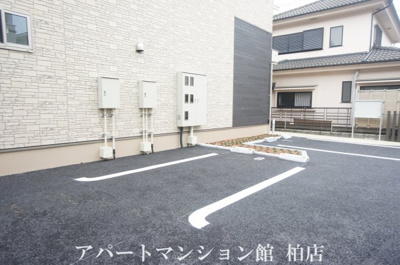 【駐車場】 | ラヴィアンローズC