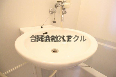 【浴室】 | レオパレスプラティニ