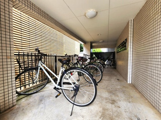 【その他共用部分】 | 自転車置き場