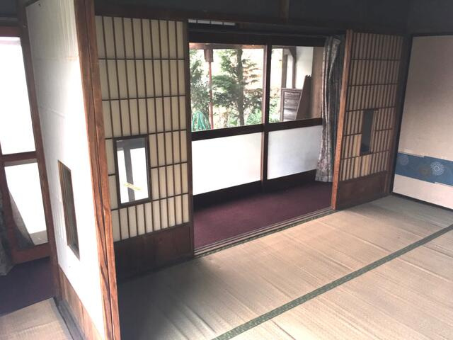 さくら市氏家　５DK　中古住宅のその他|１Ｆ和室６畳，広縁。