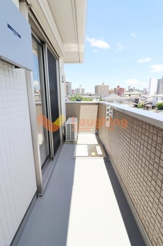 久留米市宮ノ陣１丁目のアパートのバルコニー|※同施工会社の類似物件のお写真です
