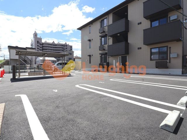 久留米市宮ノ陣１丁目のアパートの駐車場|カースペースがあります