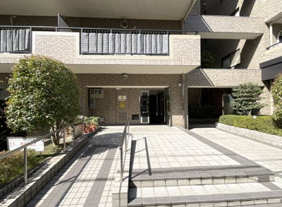 【その他共用部分】 | グラン・ドムール城陽 | 【マンション入り口】