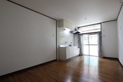 【居間・リビング】 | 河内長野市上田町貸家