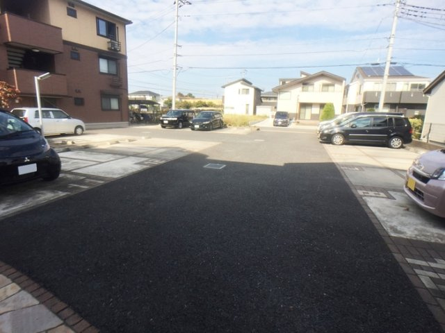 ボヌールおおたかの森 Ⅰの駐車場|駐車場