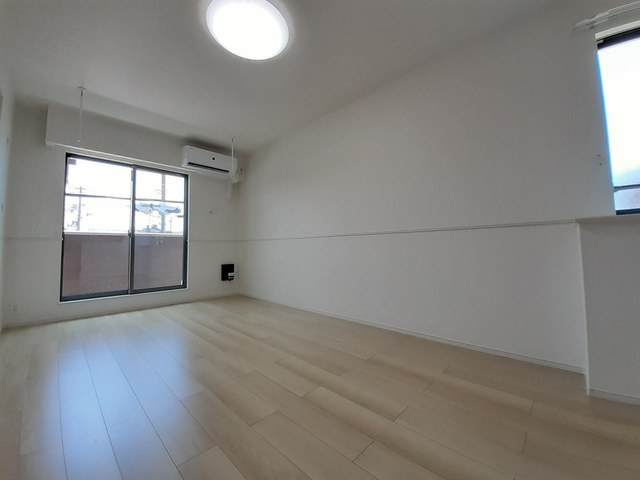 プロムナード箕形の洋室