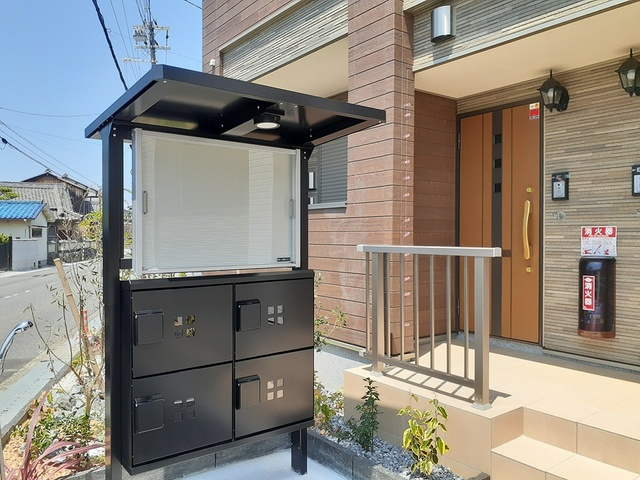 プロムナード箕形のエントランス