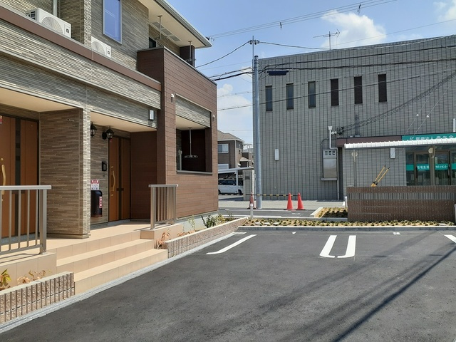 プロムナード箕形の駐車場