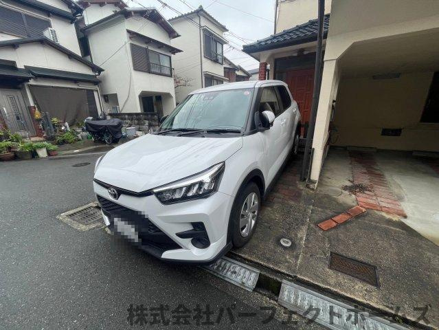 招提大谷3丁目戸建の駐車場