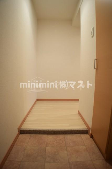 フォレステージュ北堀江の玄関