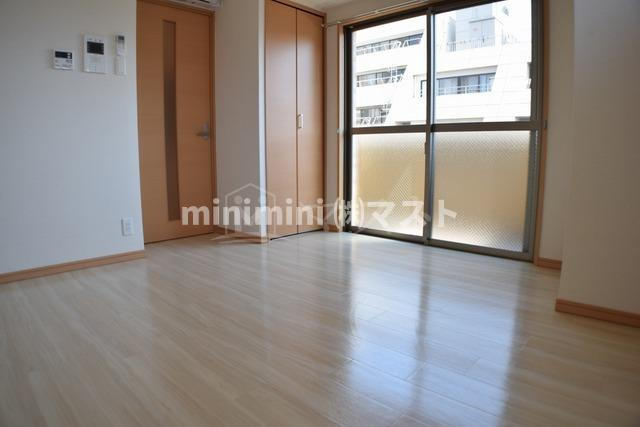 フォレステージュ北堀江の居間・リビング