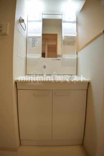 フォレステージュ北堀江の洗面所