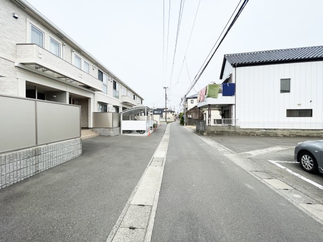 ユニバーサルテラスＹの駐車場