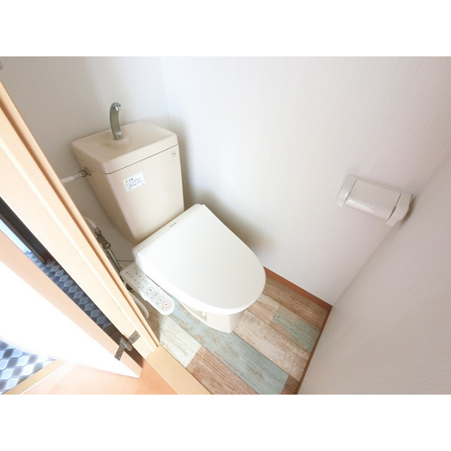 岐阜市柳津町高桑西３丁目のアパートのトイレ