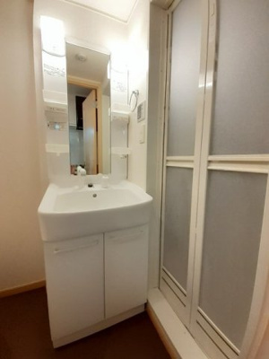 【洗面所】 | アップヒルズ | 忙しい朝には欠かせない洗面所です