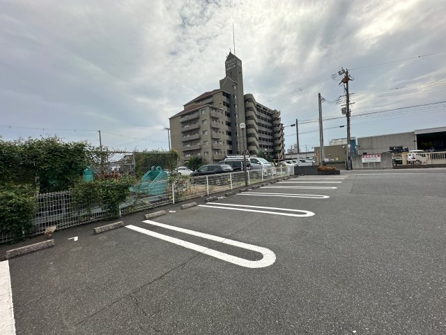 マーカスＡの駐車場