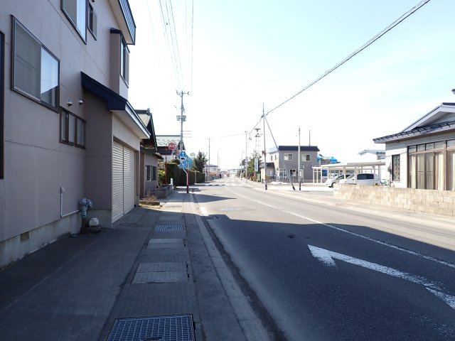 【前面道路含む現地写真】 | 土地　黒石市追子野木二丁目