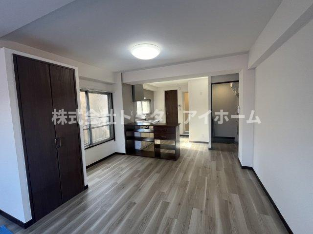 【居間・リビング】