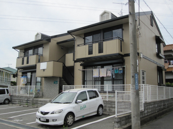 ファミール御立東の外観|全部屋角部屋
