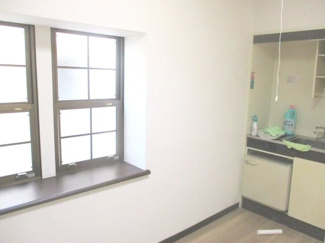 【洋室】 | メゾンかえで