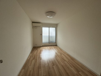 【寝室】 | ウィン蛍池