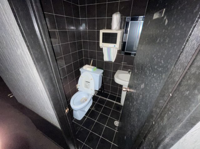 大津市浜大津２丁目の店舗一部のトイレ|トイレです