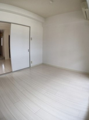 【洋室】 | アペックスシティーV | 洋室★