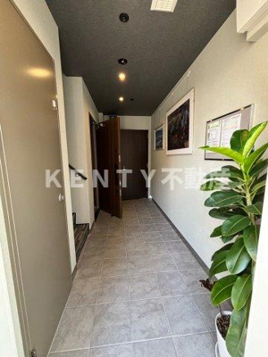 【ロビー】 | スカイハイム仲六郷 | ゆとりのあるロビーです