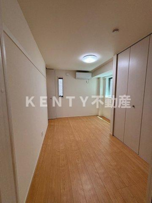 【寝室】 | スカイハイム仲六郷 | 使い勝手のいい寝室です