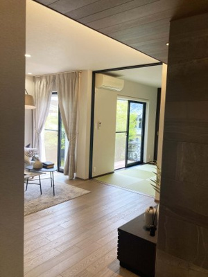 【居間・リビング】 | 桂坂 御陵大枝山町一丁目一戸建