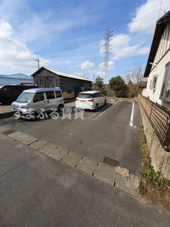 【駐車場】