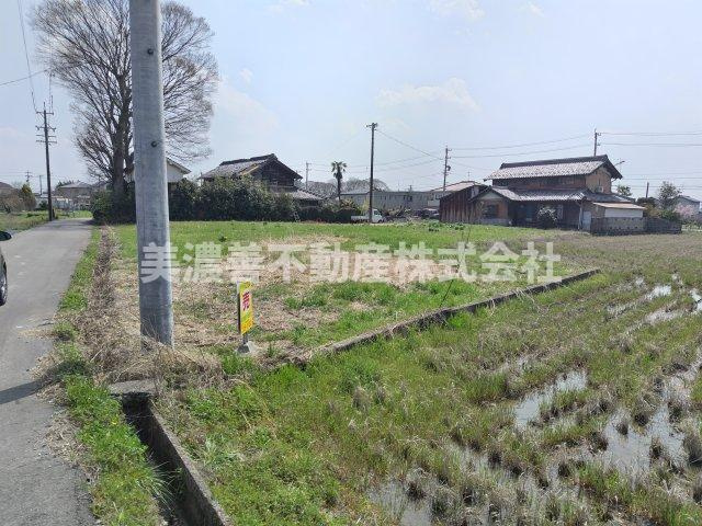 ６２７５４　本巣市七五三土地の外観