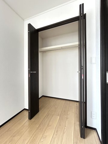 レジデンス西下台の収納