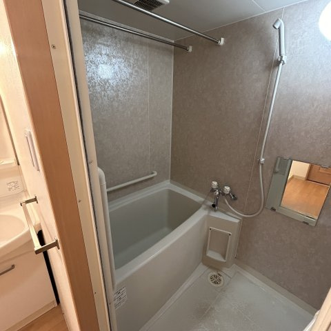 ＭＳジュネスの浴室