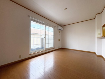 【居間・リビング】 | ブリッサユウⅡ