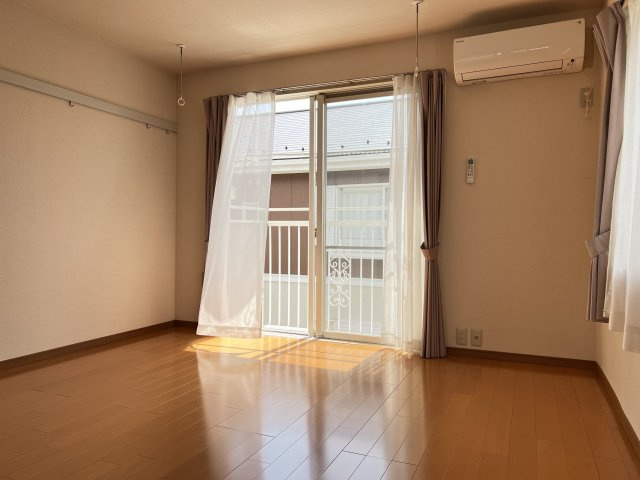 【居間・リビング】 | フレグランス西友A棟