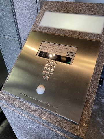 T's garden府中のエントランス