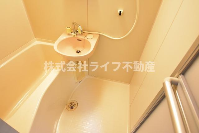 エステートピアナカタB棟の浴室|お風呂です